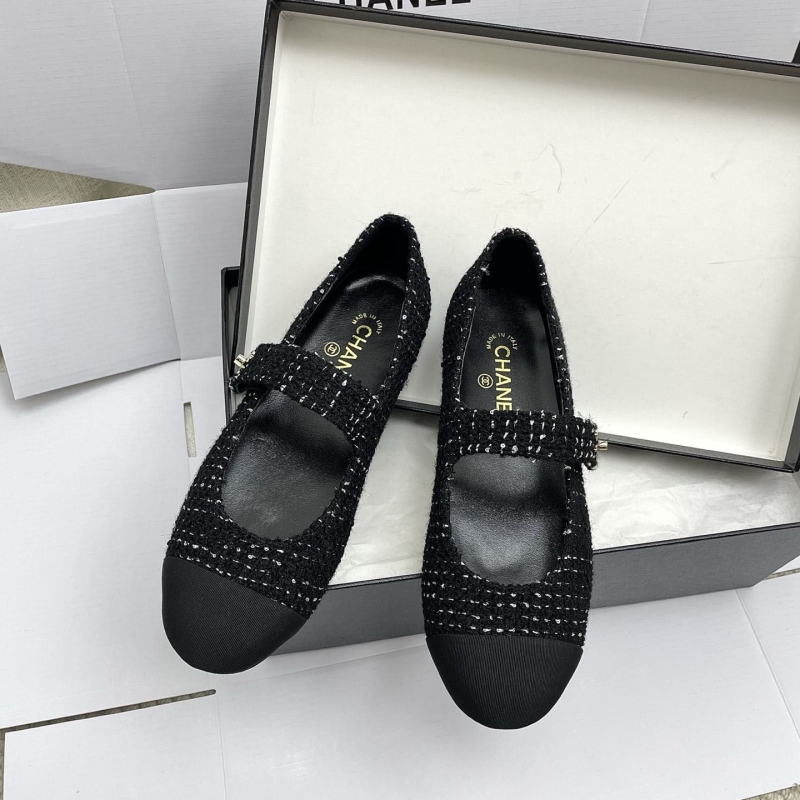 Ch**el flat shoes